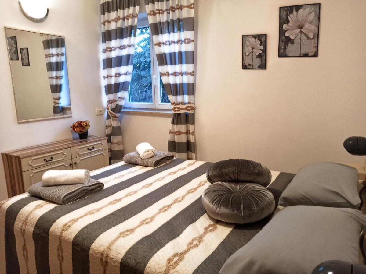 Apartman Dora Póla Kültér fotó
