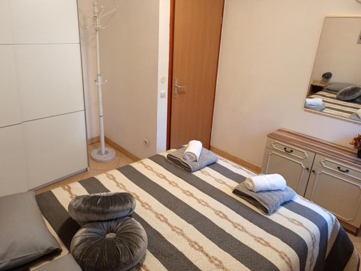 Apartman Dora Póla Kültér fotó
