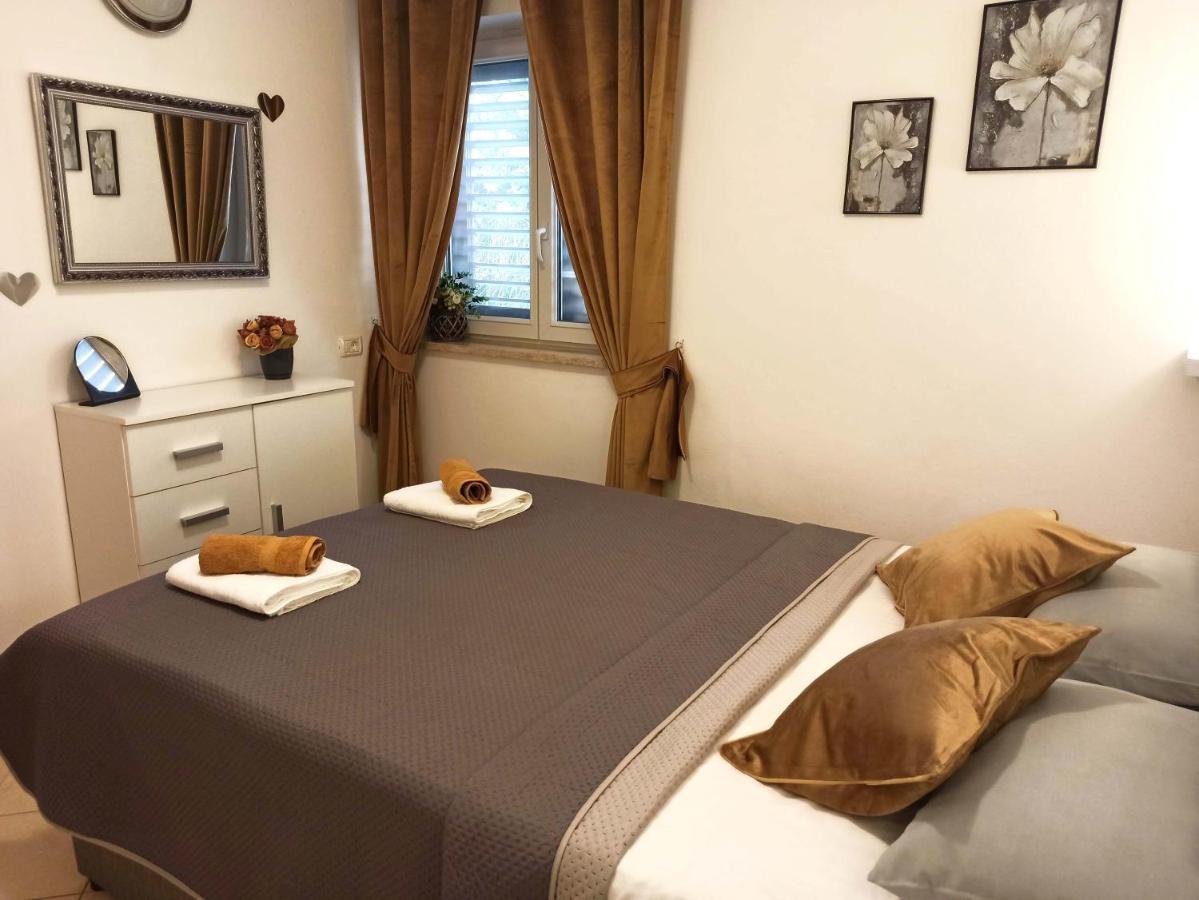 Apartman Dora Póla Kültér fotó