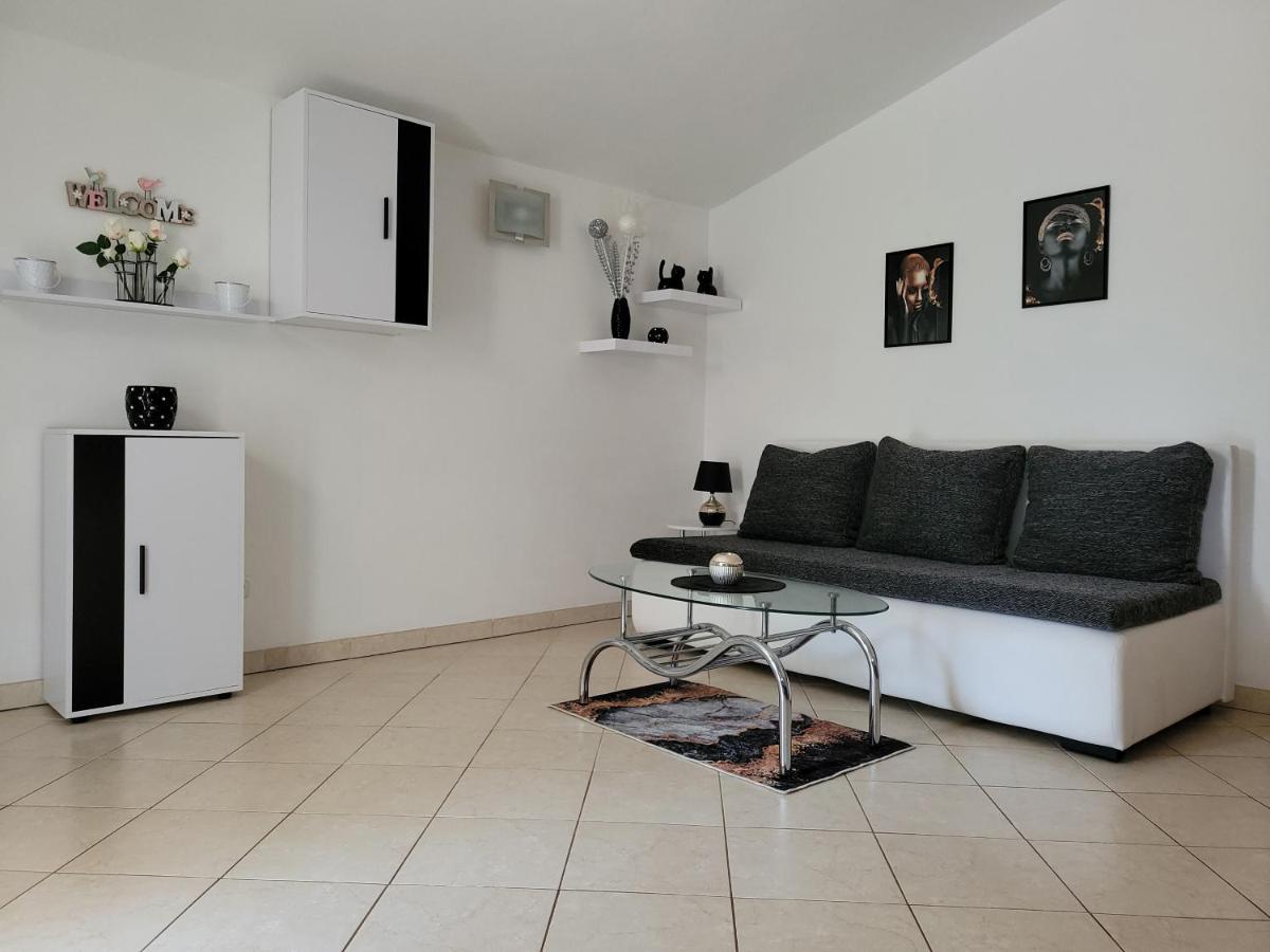 Apartman Dora Póla Kültér fotó