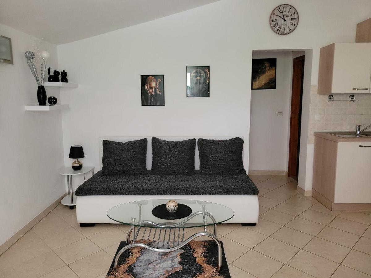 Apartman Dora Póla Kültér fotó
