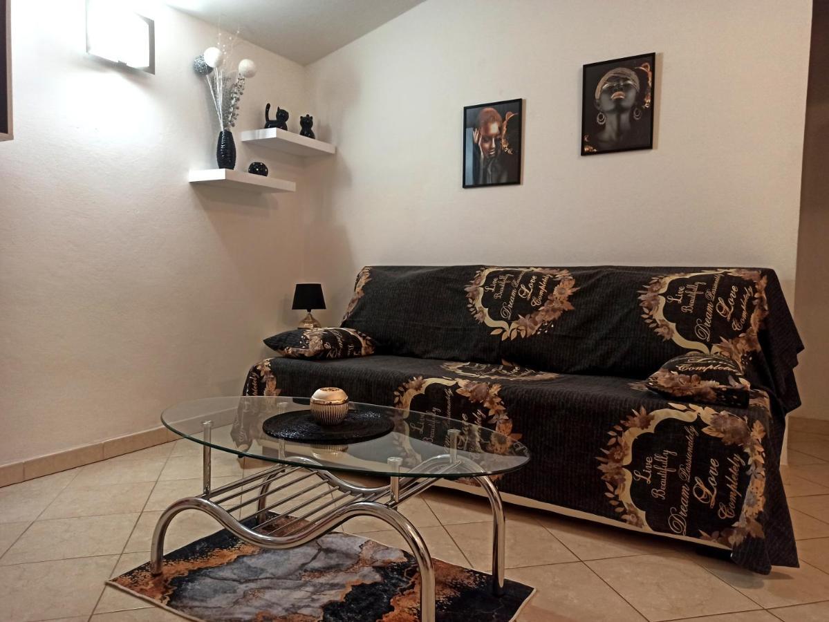 Apartman Dora Póla Kültér fotó
