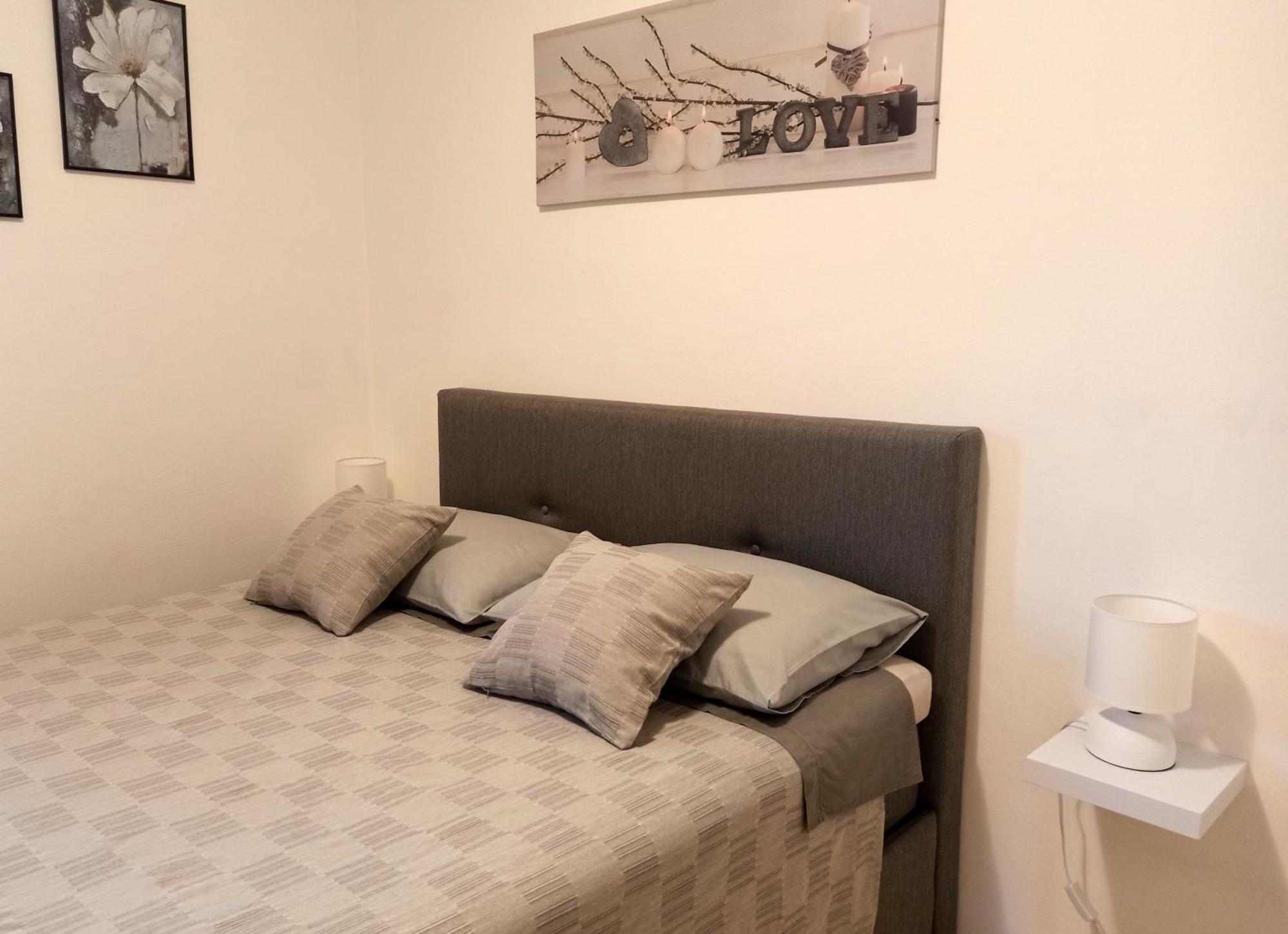 Apartman Dora Póla Kültér fotó